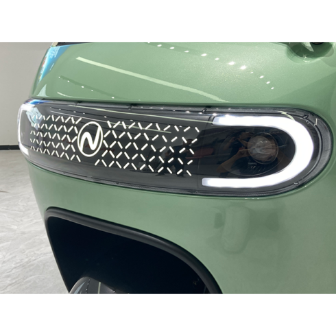 NEO-Lightメイン画像-4_ヘッドライトアップ画像