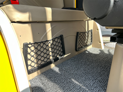 NEO-Lightメイン画像-8_後席シート足元ユーティリティーネット画像