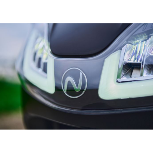 NEO-ONEメイン画像-5_ヘッドライトアップ画像